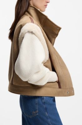 Detachable-sleeve jacket in faux shearling, Brown