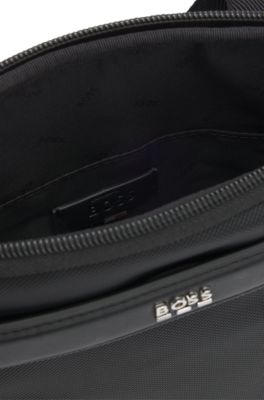 Sac reporter aux finitions lisses et structur&eacute;es, Noir