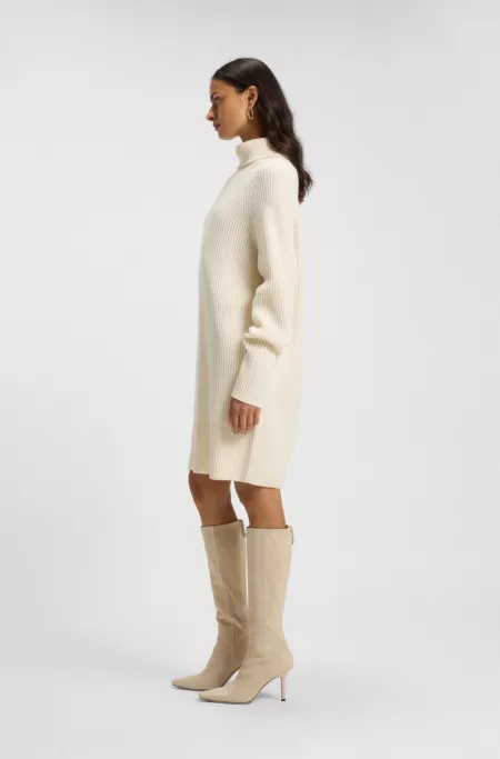 Rollneck sweater dress in virgin wool and cashmere