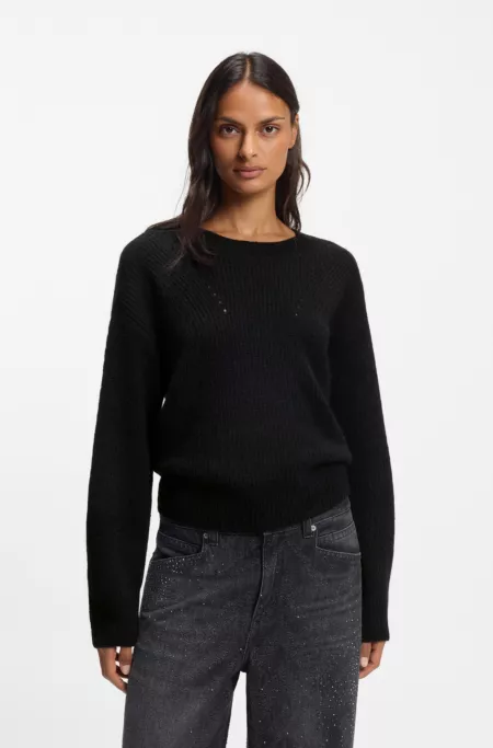Relaxed-fit sweater with open-knit details