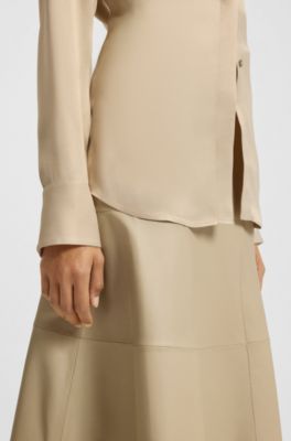 Jupe &agrave; la coupe &eacute;vas&eacute;e en cuir nappa, Beige clair