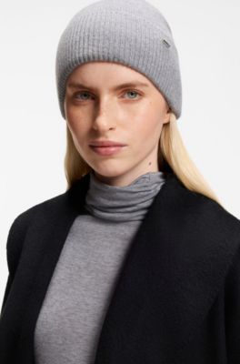 Cashmere beanie with metallic logo trim, Light Grey