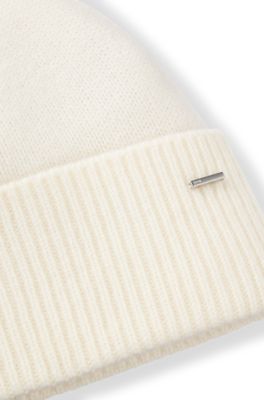 Gorro de punto de cashmere con detalle de logo metalizado, Blanco