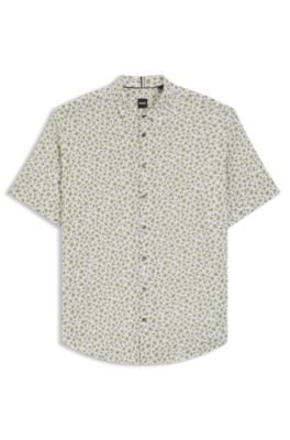 Camisa slim fit de lino el&aacute;stico con estampado floral, Verde