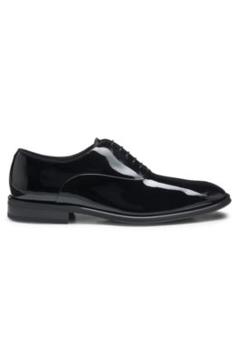 Oxford shoes in patent leather, Black
