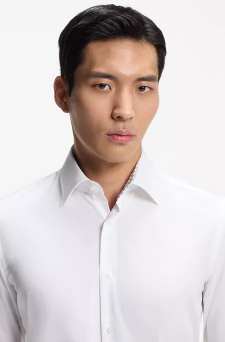 Easy-iron slim-fit shirt in cotton poplin