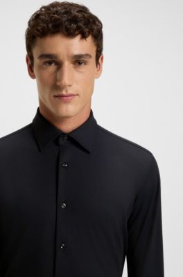 Camisa slim fit de franela el&aacute;stica cepillada, Negro