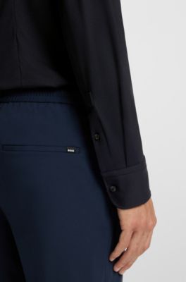 Camisa slim fit de franela el&aacute;stica cepillada, Negro