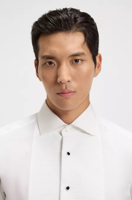 Slim-fit dress shirt in Italian-made cotton poplin