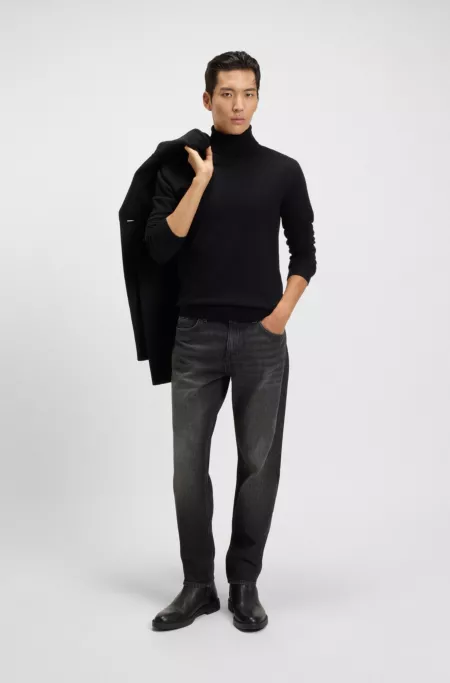 Maine black regular-fit jeans in mechanical-stretch denim