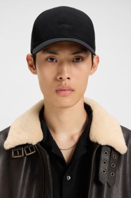 Embroidered-logo cap in fleece, Black