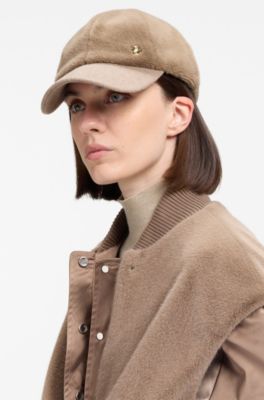 Casquette en fourrure synth&eacute;tique avec visi&egrave;re en laine et soie, Brun chin&eacute;