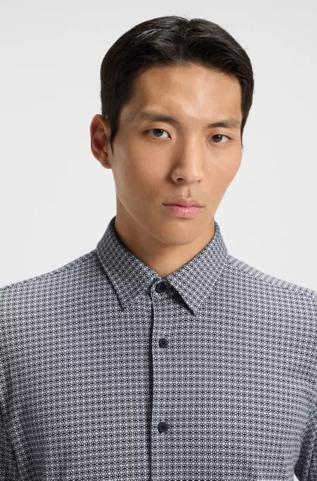Printed slim-fit shirt in flex-weave fabric