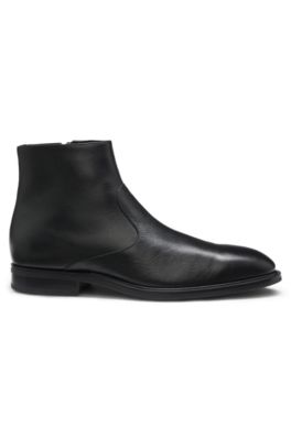 Side-zip boots in leather, Black