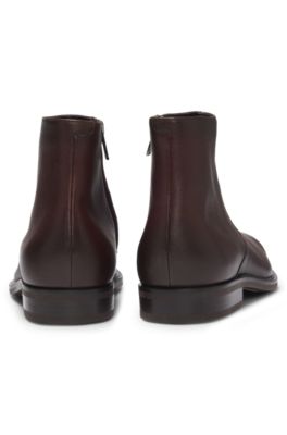 Side-zip boots in leather, Dark Brown