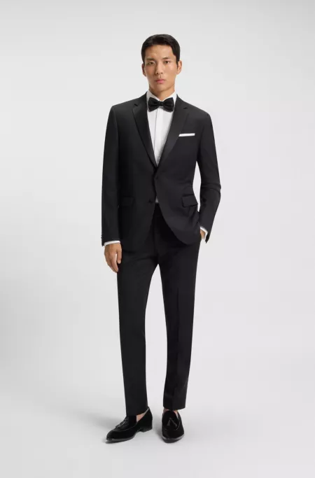 Tassel-trim loafers in velvet