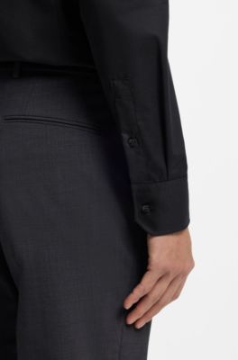 Camisa slim fit de sarga de algod&oacute;n resistente a las arrugas, Negro