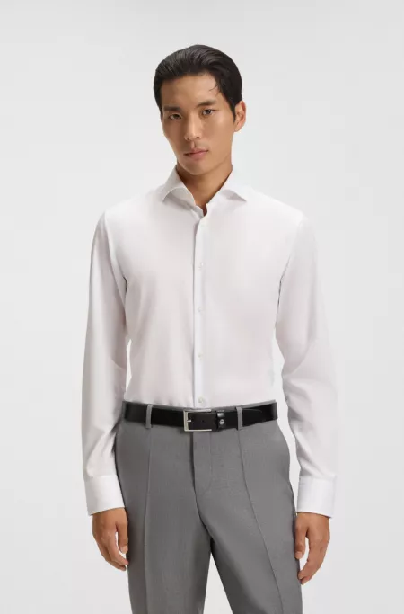 Wrinkle-resistant slim-fit shirt in cotton twill