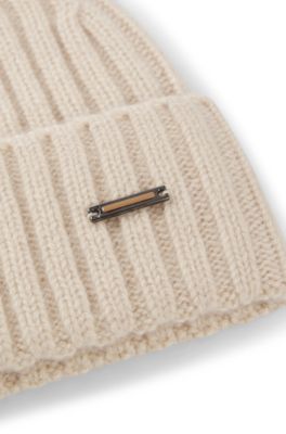Gorro de punto de canal&eacute; en cashmere, Beige claro