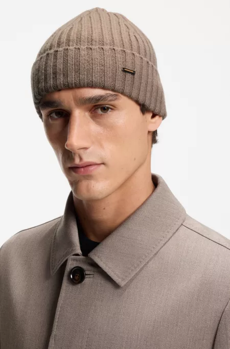 Cashmere beanie hat with ribbing