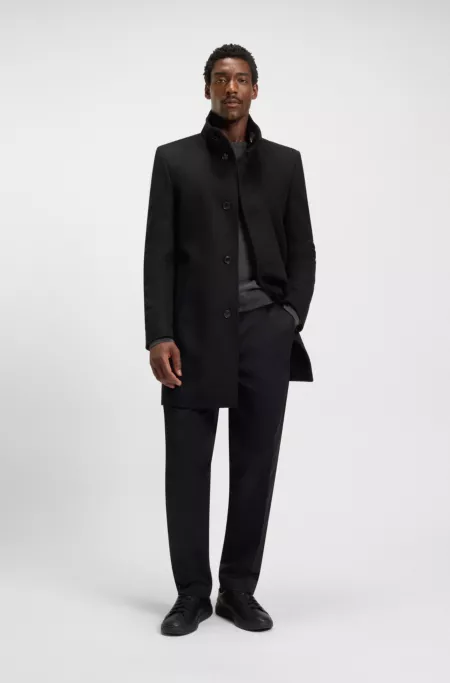 Wool-cashmere coat in a slim fit