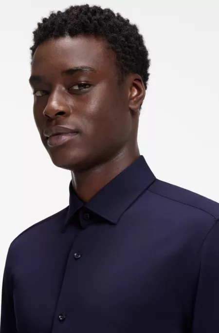 Slim-fit shirt in stretch twill