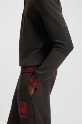 Pull &agrave; encolure zipp&eacute;e HUGO x RB avec liser&eacute; &agrave; rayures contrastantes, Marron fonc&eacute;