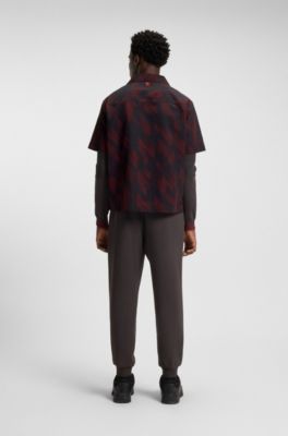 Camisa HUGO&nbsp;x&nbsp;RB oversize fit con estampado, Marr&oacute;n oscuro