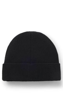Logo-label beanie hat with ribbed knit, Black