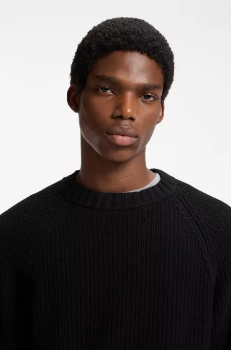 Relaxed-fit cotton sweater with raglan sleeves
