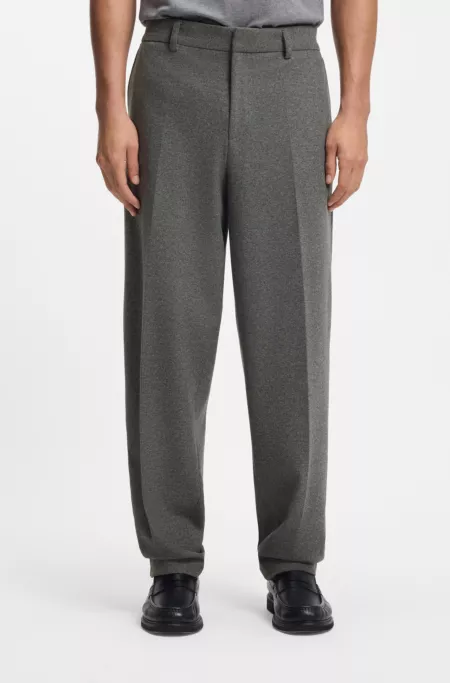 Formal trousers in performance flannel
