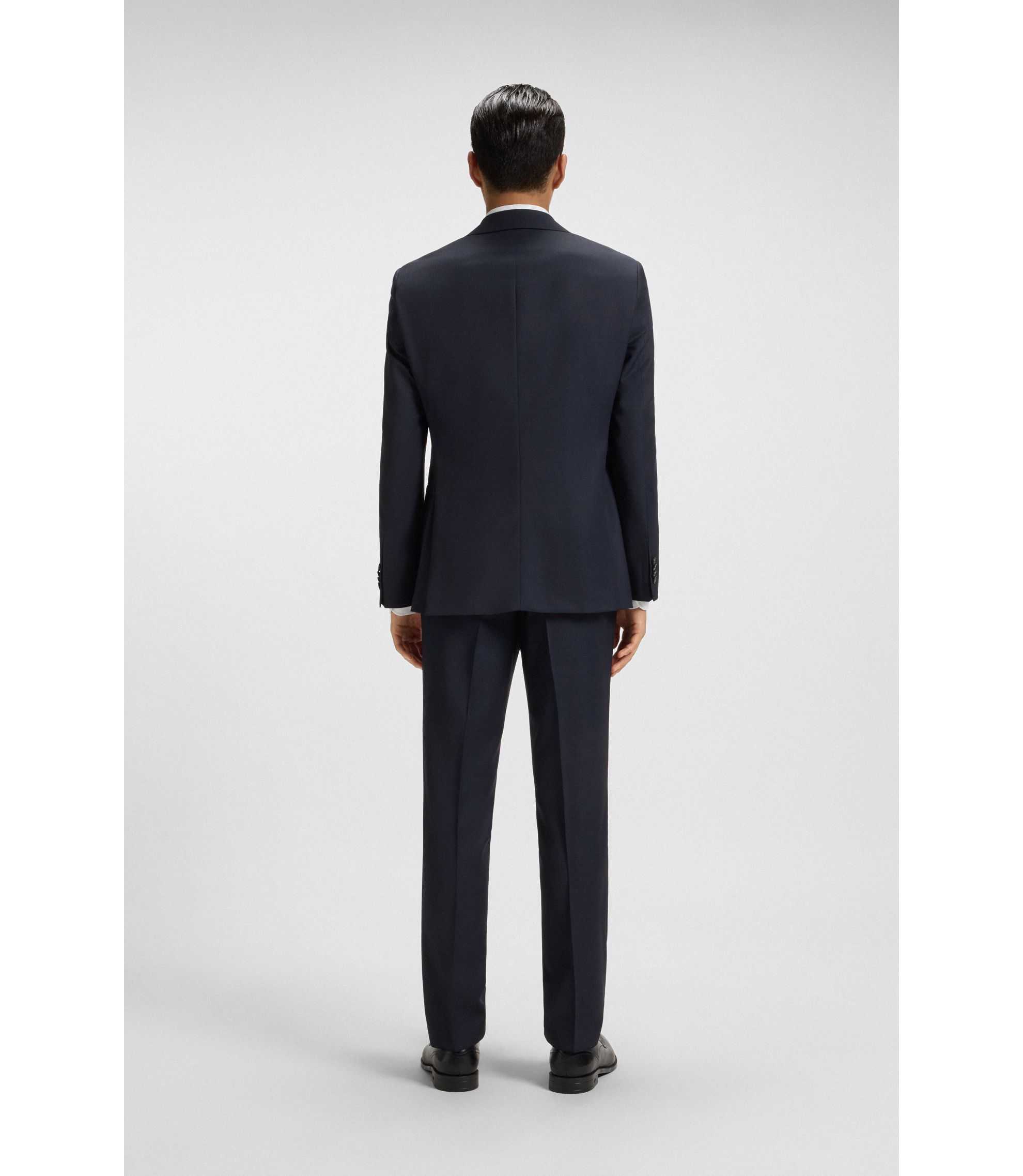 hbna50551786_404_360?wid=1980&