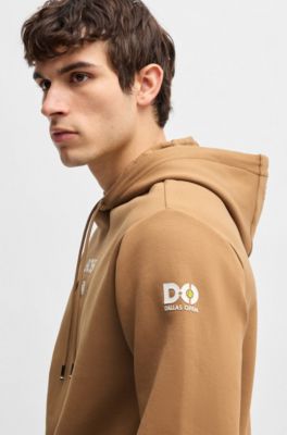 Sudadera con capucha de algod&oacute;n con dise&ntilde;o de tenis, Beige