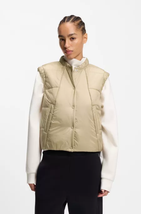 Water-repellent gilet with wadding