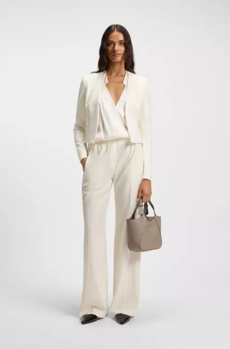 Logo-lettering tote bag in grained leather