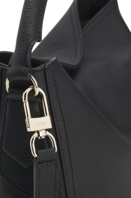 Sac &agrave; bandouli&egrave;re en cuir grain&eacute; avec logo dor&eacute;, Noir