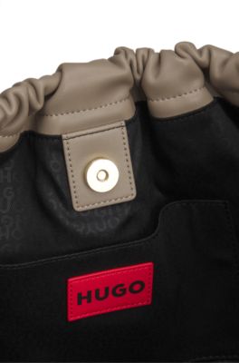 Shoulder bag with gold-tone hardware, Light Beige