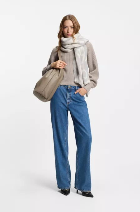 Shoulder bag with gold-tone hardware