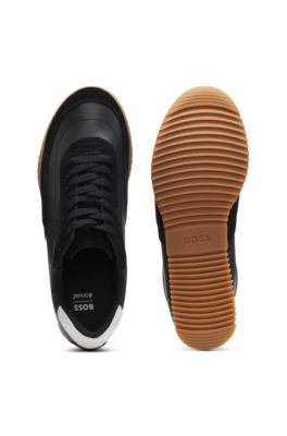 Deportivas de piel y ante, Negro