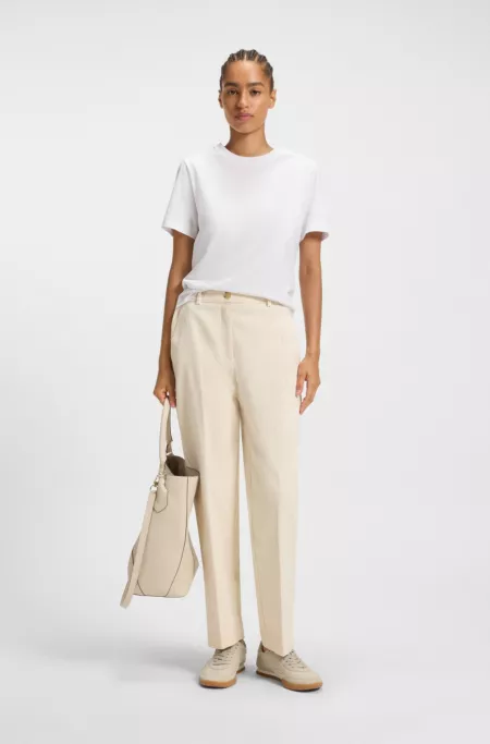 Trainers in suede and leather