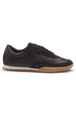 Deportivas de piel y ante, Marr&oacute;n oscuro