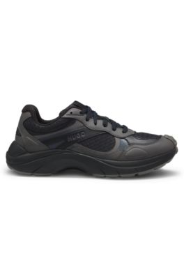 Deportivas de piel sint&eacute;tica y malla, Gris claro