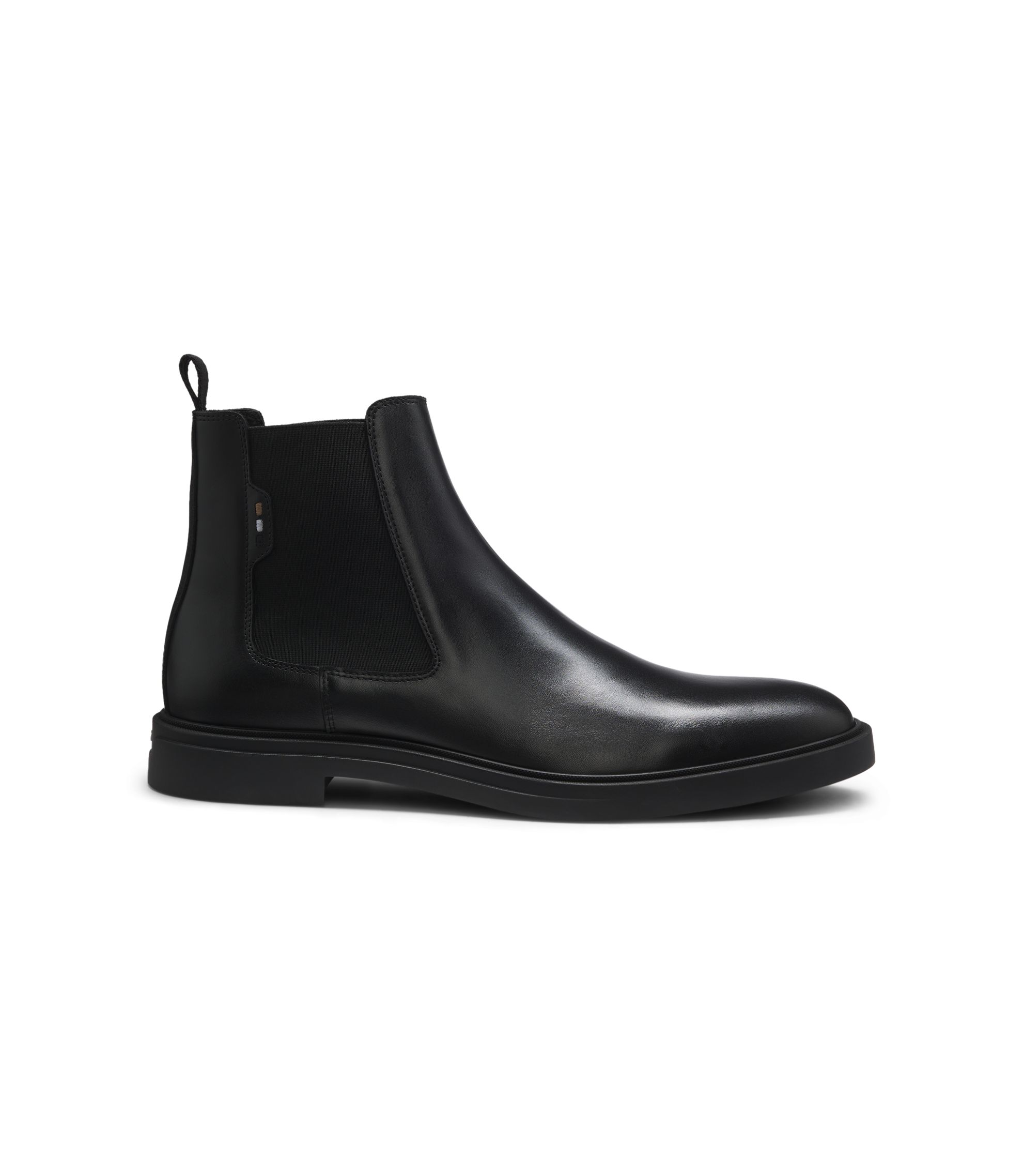 Chelsea boots in polished leather with signature stitching men’s size 8