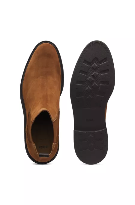 Suede Chelsea boots with signature stitching