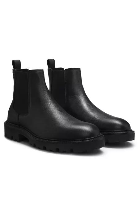 Grained leather boots with elastic side panels