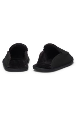 Zapatillas de casa de microfibra con suela de goma, Negro
