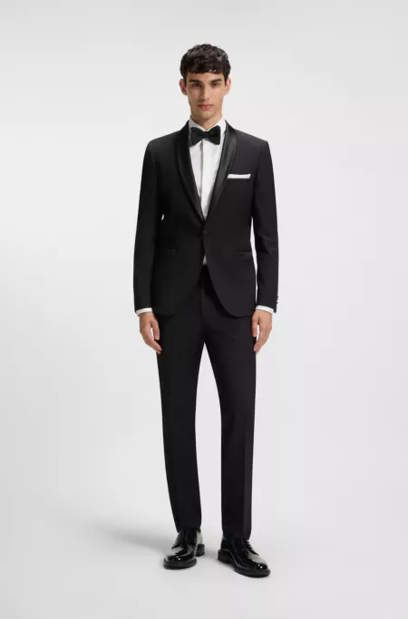 Embossed-logo Derby shoes in patent leather