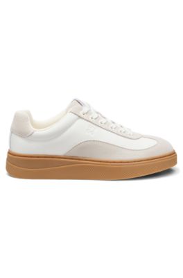 Deportivas de ca&ntilde;a baja con ribetes de ante, Blanco