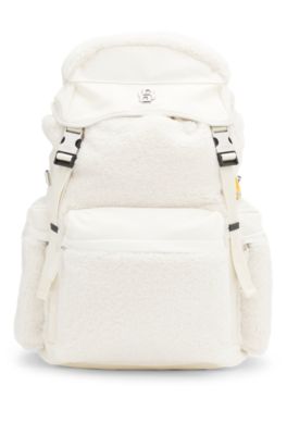 Mochila BOSS&nbsp;x&nbsp;Steiff con ribetes de peluche y monograma Double&nbsp;B, Blanco