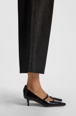 Strap-detail pumps in polished leather, Black